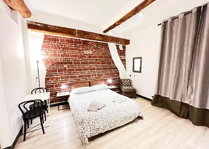 Garibaldi - Red Lights District (adults Only) Janov