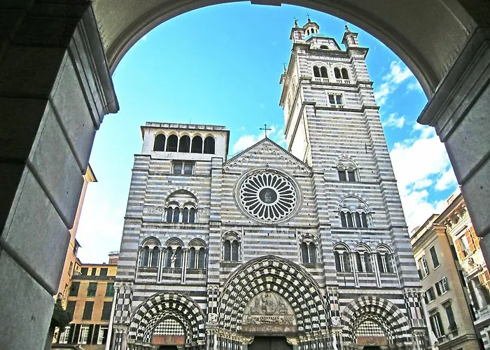 Garibaldi - Red Lights District (adults Only) * Janov